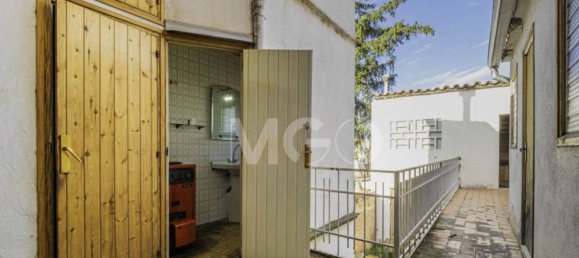 4 bedrooms House in Torello, Spain No. 75522 14
