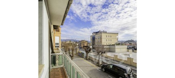 4 bedrooms House in Torello, Spain No. 75522 4