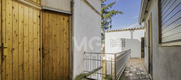 4 bedrooms House in Torello, Spain No. 75522 15