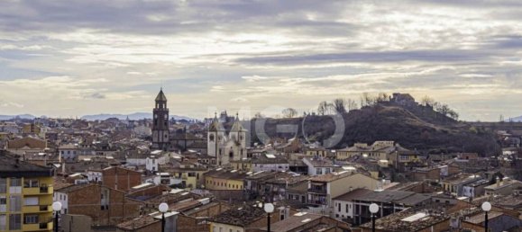 4 bedrooms House in Torello, Spain No. 75522 25