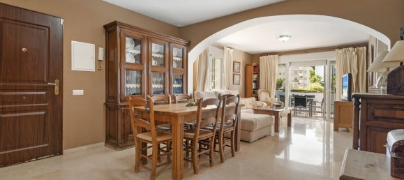 Apartamento de 3 dormitorios en Marbella, Spain No. 177842 11