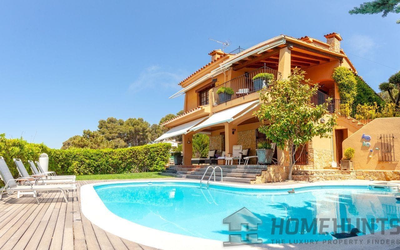 5 bedrooms Villa in Palafrugell, Spain No. 77858