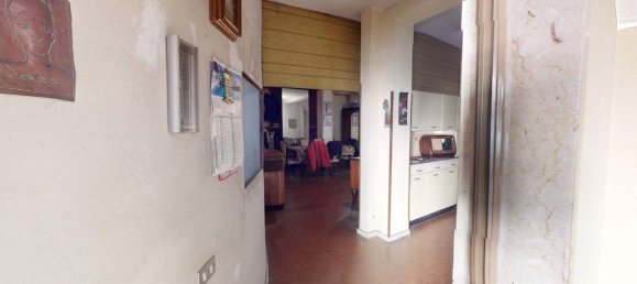 4 bedrooms Villa in Cinisello Balsamo, Italy No. 17552 4