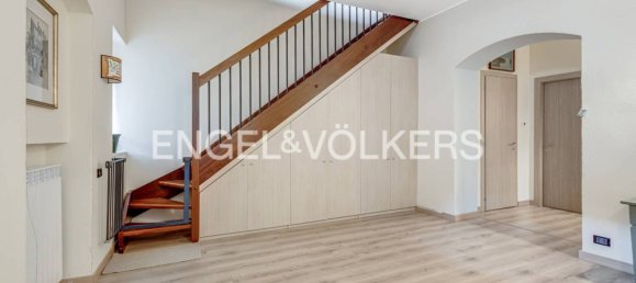 3 bedrooms Apartment in Legnano, Italy No. 131307 13