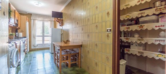 4 bedrooms Apartment in Laredo, Spain No. 133882 8