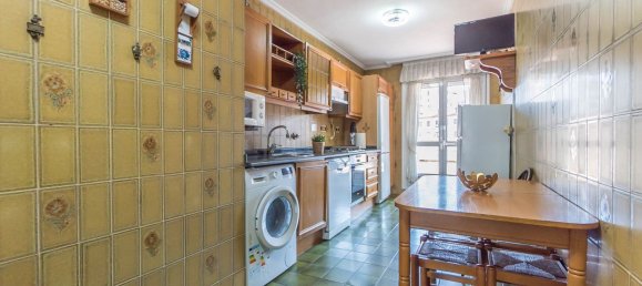 4 bedrooms Apartment in Laredo, Spain No. 133882 9