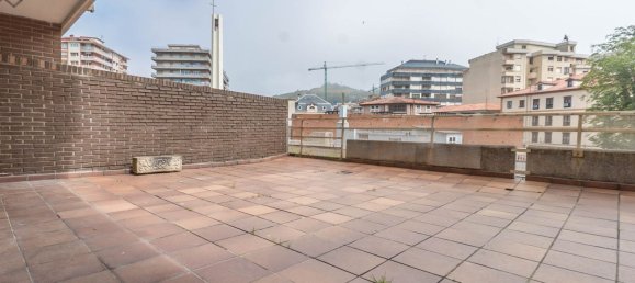 4 bedrooms Apartment in Laredo, Spain No. 133882 43