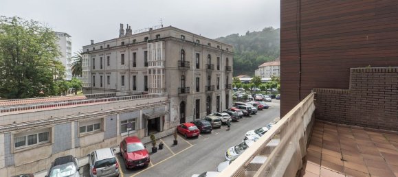 4 bedrooms Apartment in Laredo, Spain No. 133882 46