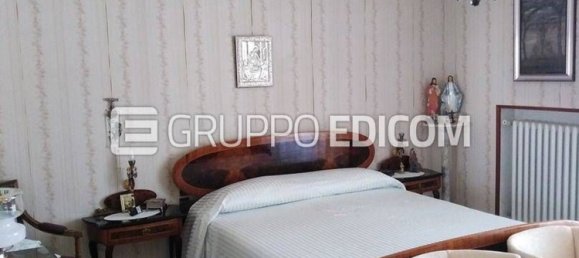 6 bedrooms Apartment in Tricarico, Italy No. 363162 2