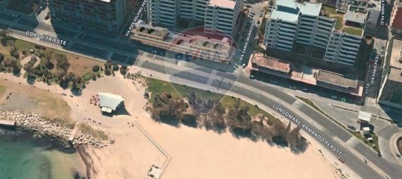 10-Zimmer Wohnung in Bari, Italy, Nr. 40811 5