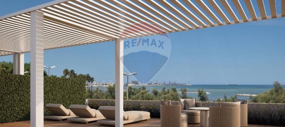 10-Zimmer Wohnung in Bari, Italy, Nr. 40811 11