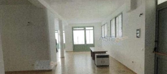  عقار تجاري في Quarrata, Italy 147متر مربع رقم 275344 4