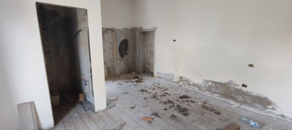 2 bedrooms Apartment in San Sebastiano al Vesuvio, Italy No. 327749 10