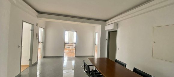 155m² Office in Margareten, Austria No. 159793 3