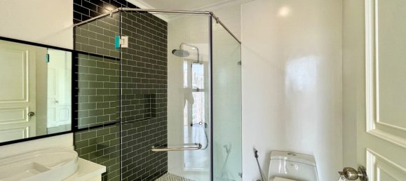 Квартира с 5 спальнями в Тхудык, Вьетнам № 18177 4