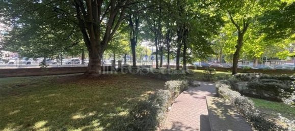 3 rooms Apartment in Turin, Italy No. 276013 19