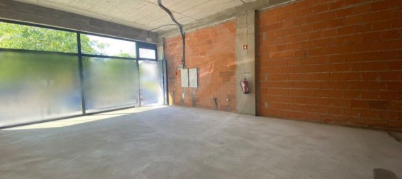 141m² Commercial property in Vila do Conde, Portugal No. 48167 13