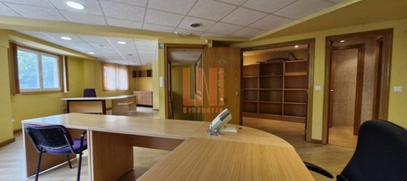 200m² Commercial property in A Coruna, Spain No. 159229 2