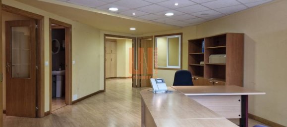 200m² Commercial property in A Coruna, Spain No. 159229 9