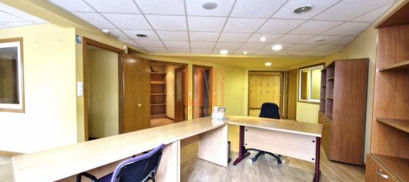 200m² Commercial property in A Coruna, Spain No. 159229 3
