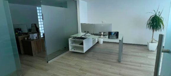 474 m² oficina en alquiler en Larnaca, Larnaka, Cyprus № 172438 7