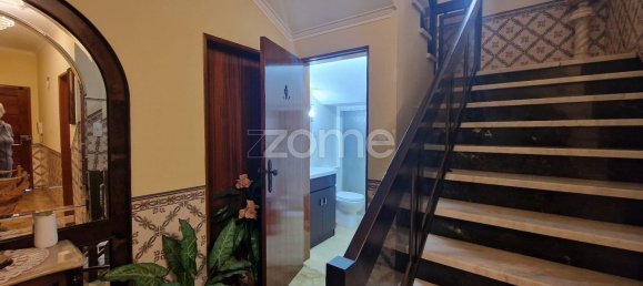 8 غرف نوم منزل في Odivelas, Portugal رقم 111743 17