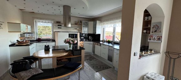 3 bedrooms Villa in Amberg, Germany No. 238840 2