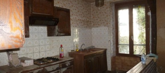 2 Schlafzimmer Haus in Brienon-sur-Armancon, France, Nr. 325856 3