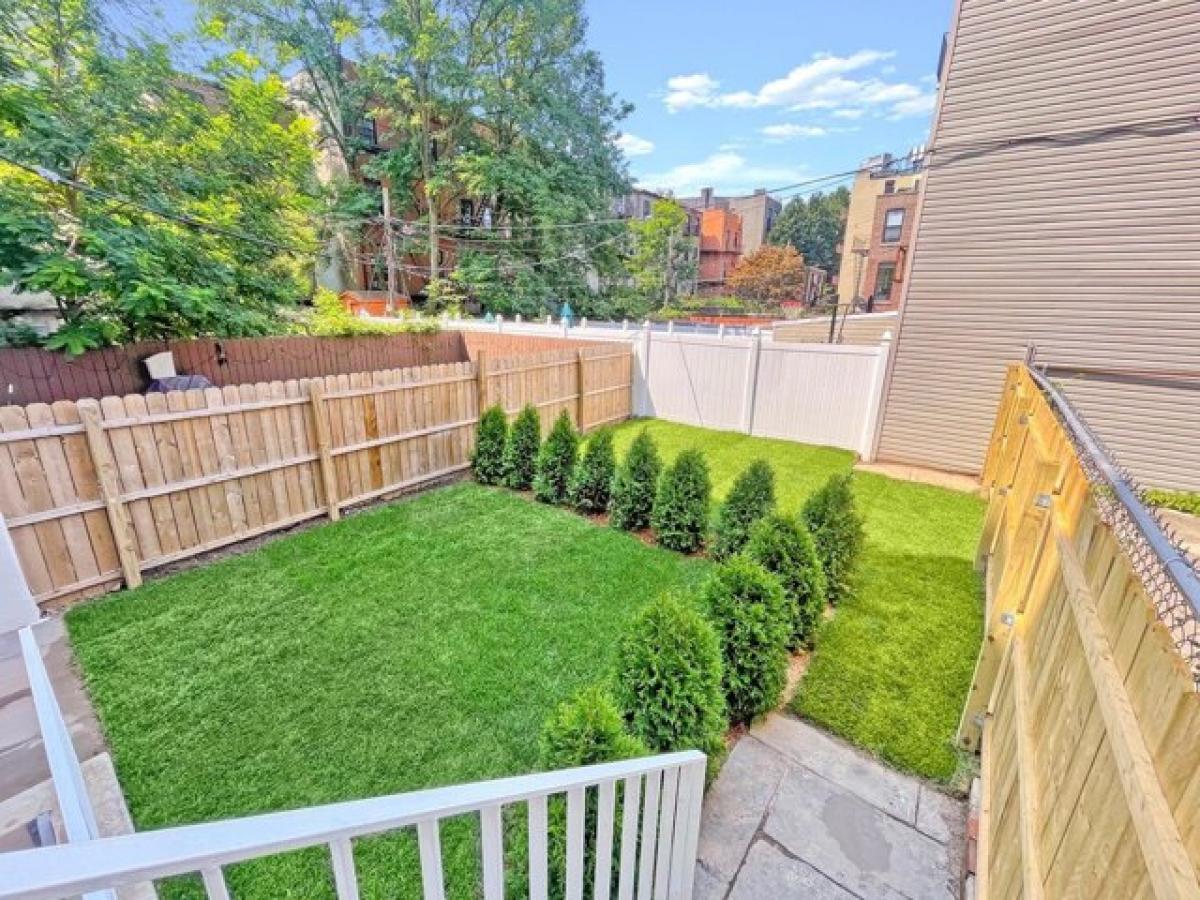 Дом с 2 спальнями в Бруклин, США № 294633