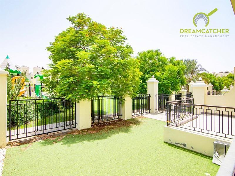 4 Schlafzimmer Stadthaus in Al Hamra Village, UAE, Nr. 23207