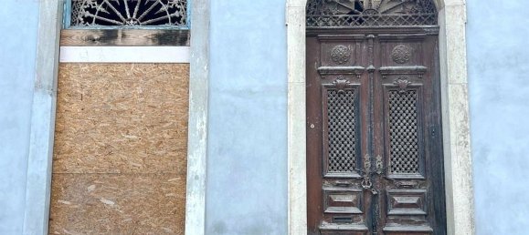 Bâtiment à Portimao, Portugal 682m² No. 133631 4