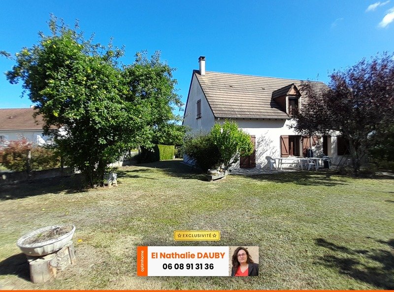 Casa de 5 dormitorios en Argenton-sur-Creuse, France No. 242144