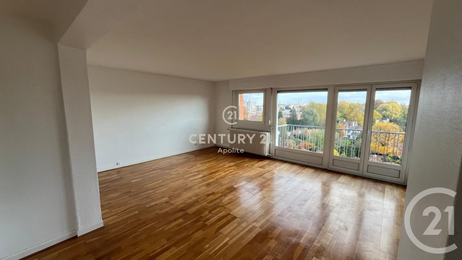 Квартира с 1 спальней в Ла Мадлен, Франция № 158418