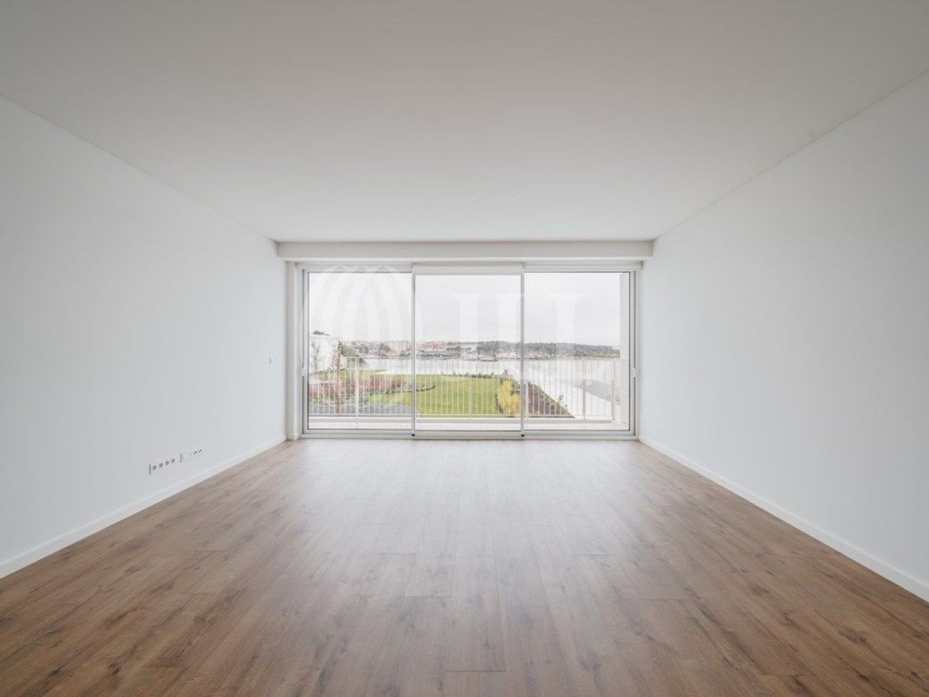 3 bedrooms Apartment in Seixal, Portugal No. 138812