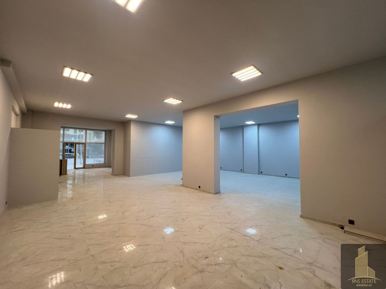 210m² Office in Khatay, Azerbaijan No. 1119