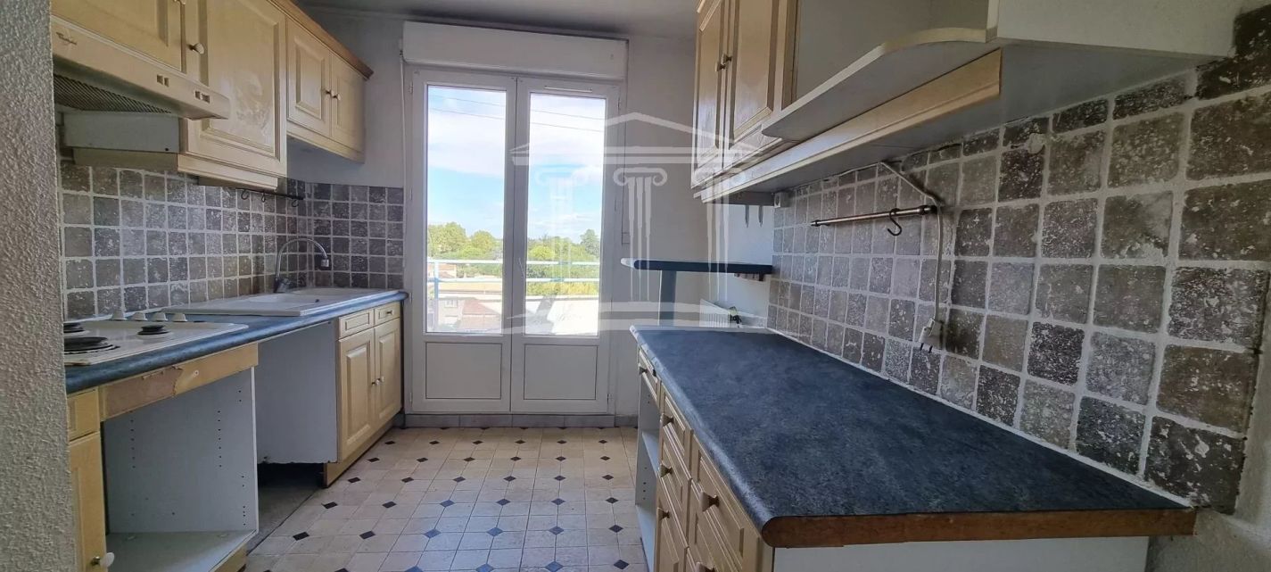 2 غرف نوم شقة في Sorgues, France رقم 286968