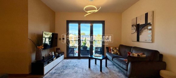 3 Schlafzimmer Wohnung in Rivoli, Italy, Nr. 379934 9