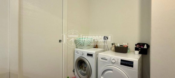 3 Schlafzimmer Wohnung in Rivoli, Italy, Nr. 379934 16