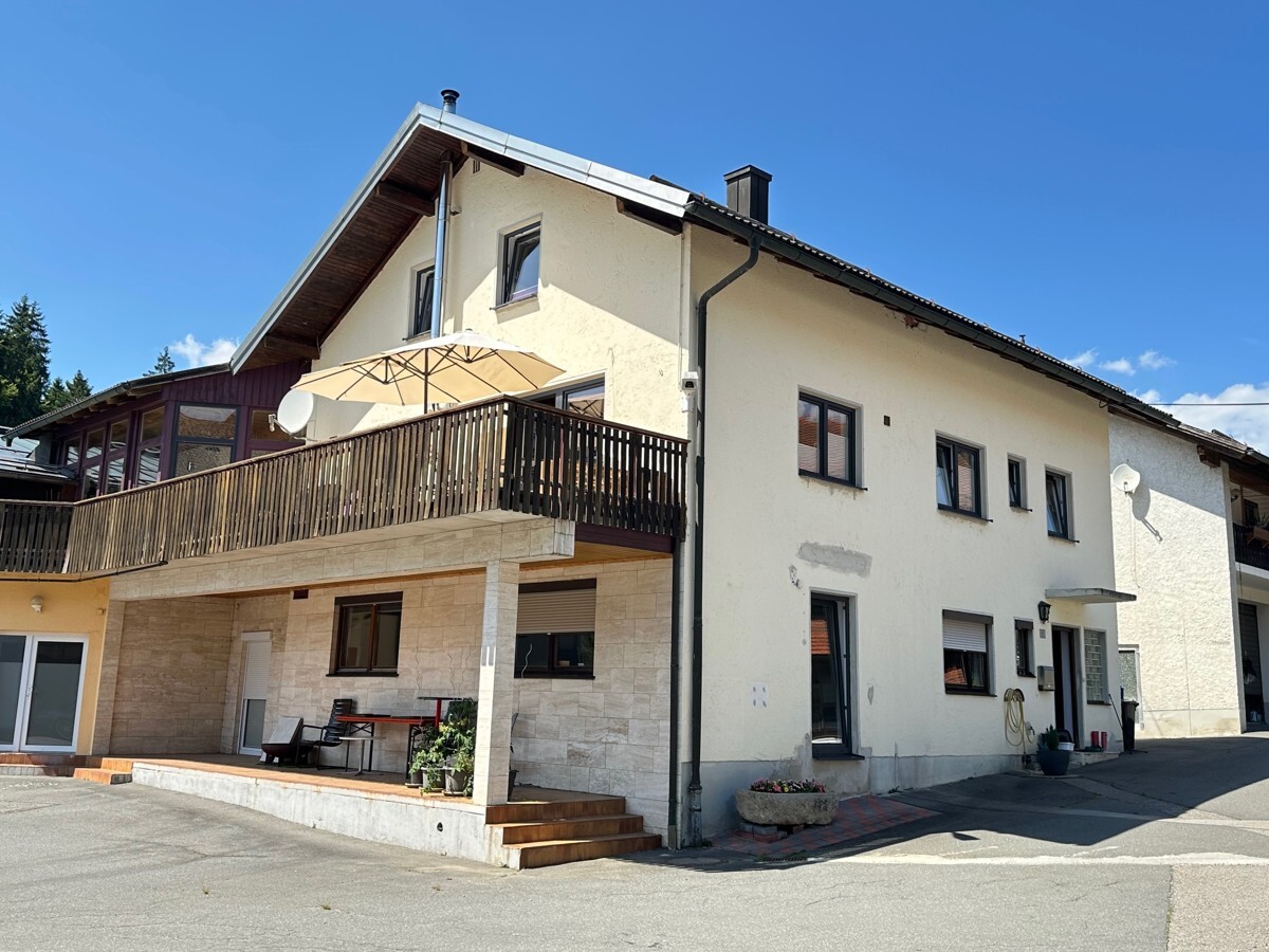 5 غرف نوم بناية في Freyung-Grafenau, Germany رقم 289258