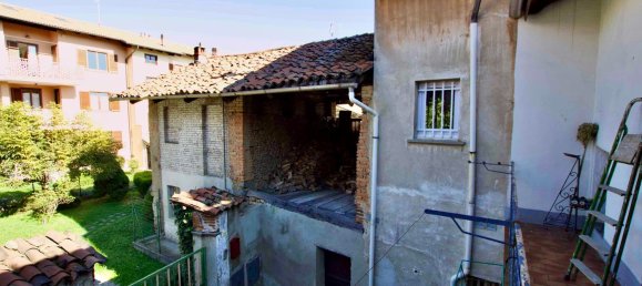 6 rooms House in Pralungo, Italy No. 72502 41