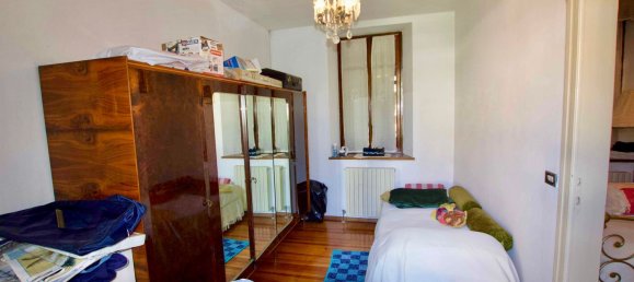 6 rooms House in Pralungo, Italy No. 72502 37