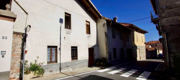 6 rooms House in Pralungo, Italy No. 72502 48