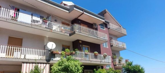 3 Schlafzimmer Wohnung in Aci Catena, Italy, Nr. 362750 24