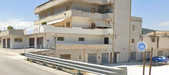 6 bedrooms Apartment in Altino, Italy No. 372691 3