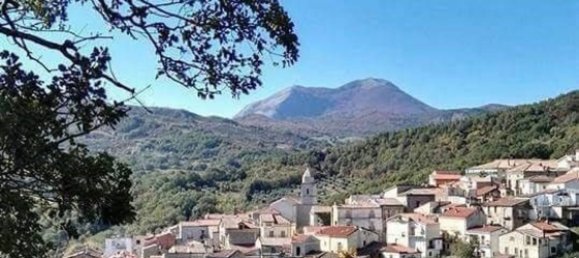 Casa de 3 divisões em Carbone, Italy N.º 254176 2