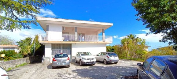 5 rooms Apartment in Settingiano, Italy No. 274332 4