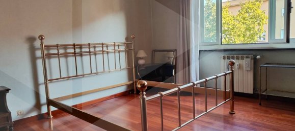 2 rooms Apartment in Rome, Italy No. 24192 24