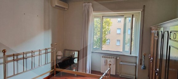 2 rooms Apartment in Rome, Italy No. 24192 4