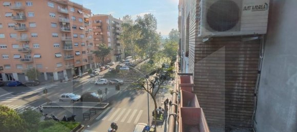 2 rooms Apartment in Rome, Italy No. 24192 12