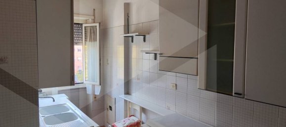 2 rooms Apartment in Rome, Italy No. 24192 20